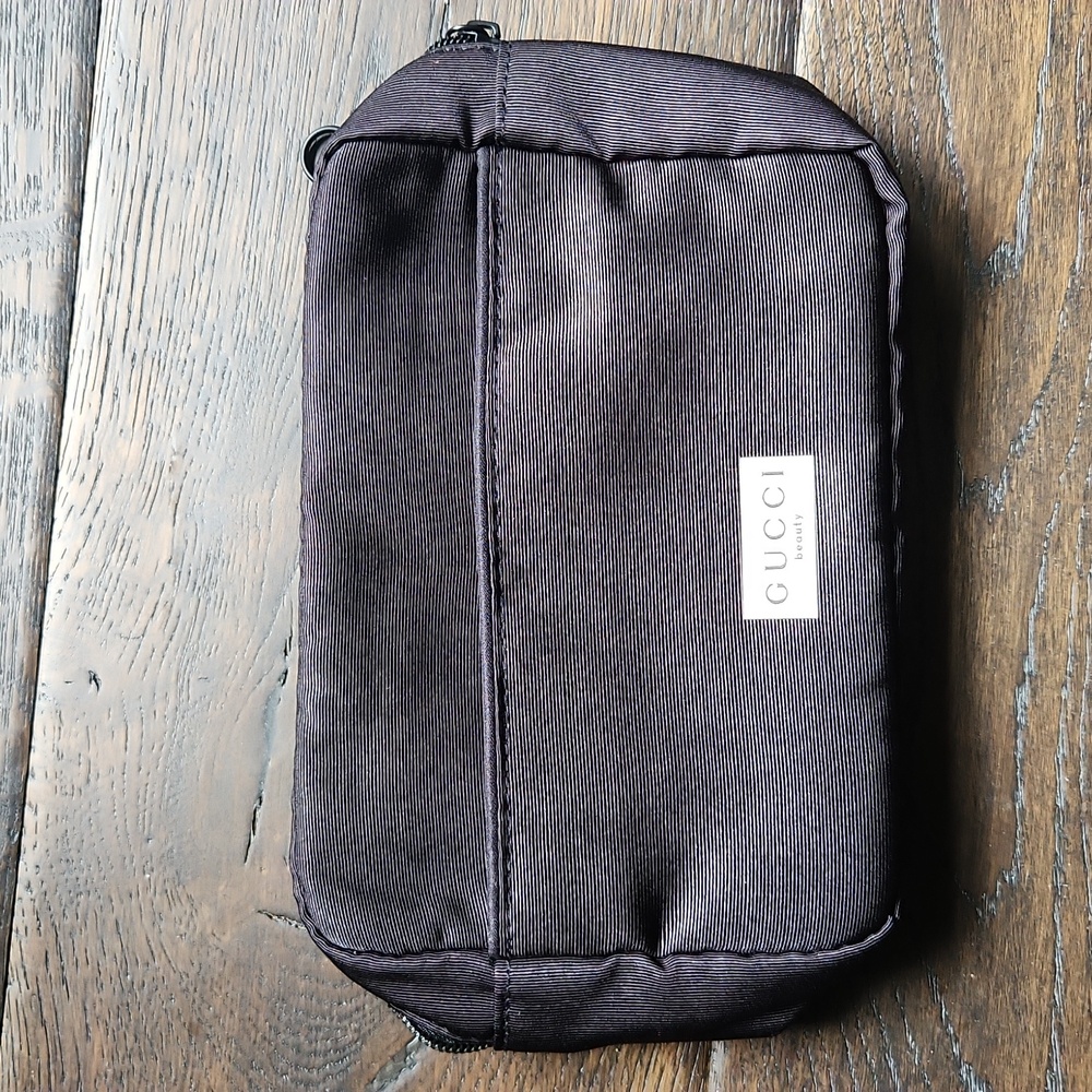 GUCCI Beauty Men's Black Toiletry Pouch - New